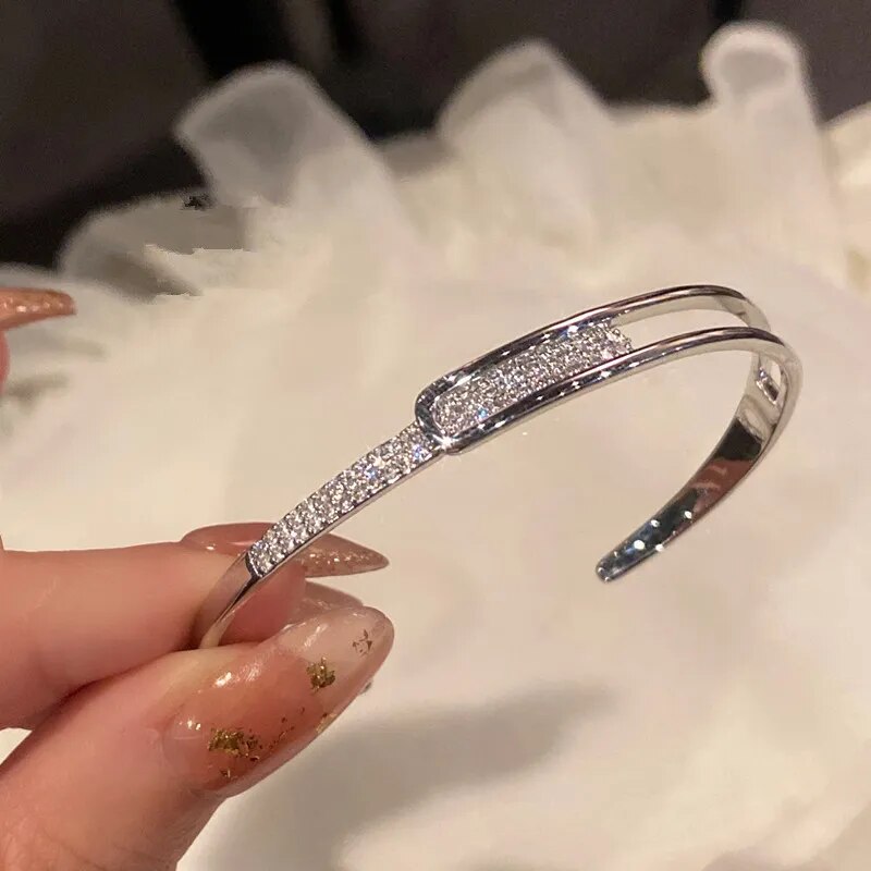 925 Sterling Silver Open Cuff Bracelet with Zirconia – Effortless Elegance and Timeless Sparkle