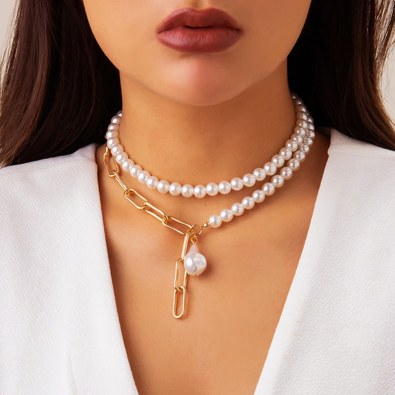 Elegant Layered Pearl Necklace – A Timeless Classic