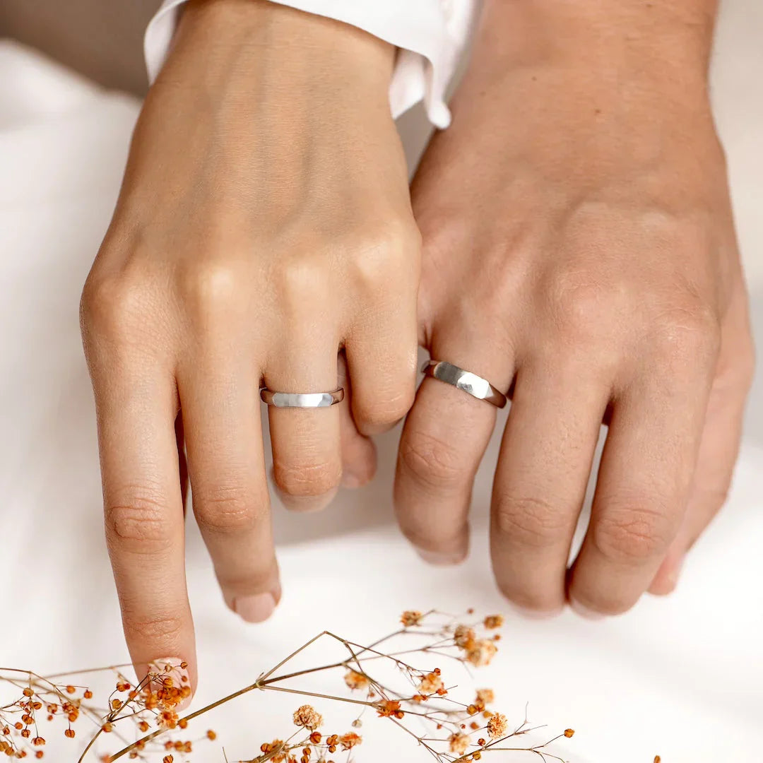 LumiLove Sculpted Rings