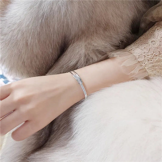925 Sterling Silver Open Cuff Bracelet with Zirconia – Effortless Elegance and Timeless Sparkle